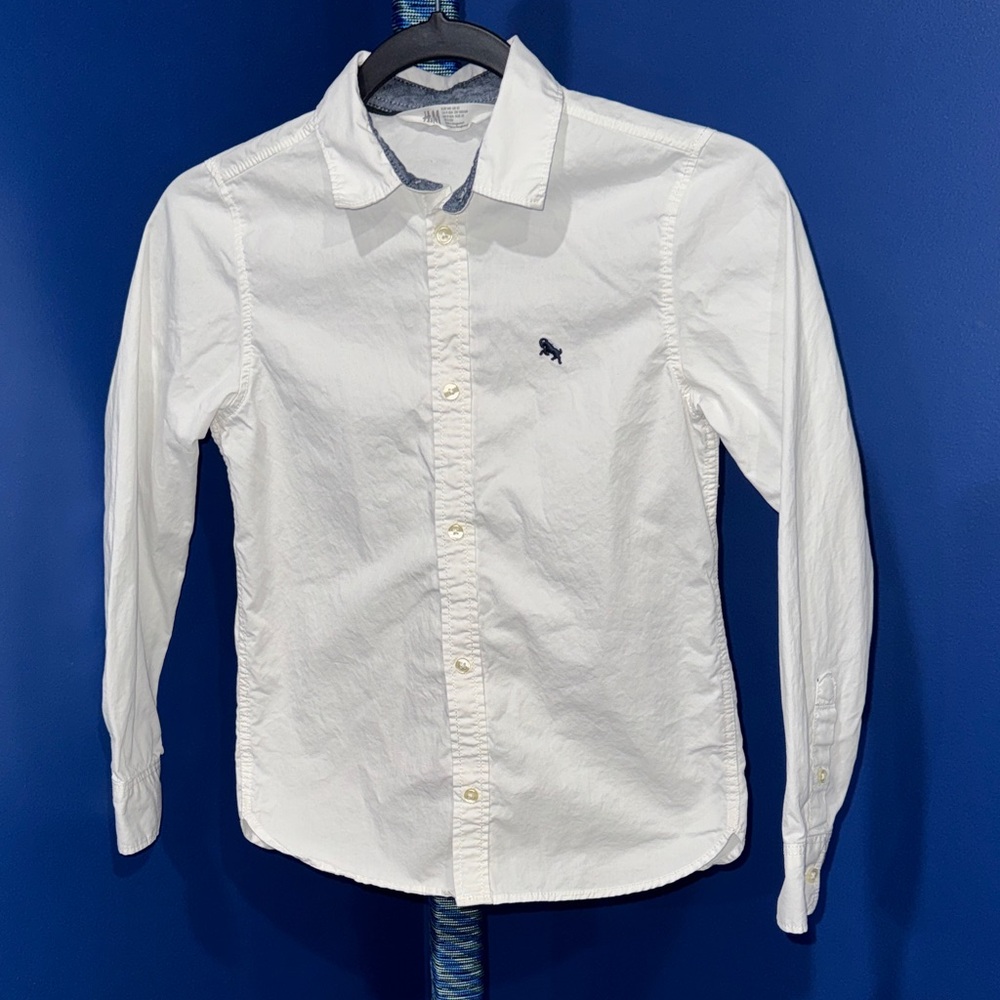 H & M- Classic White Long-Sleeve Button-Down Shirt Size 10 - Picture 3 of 16